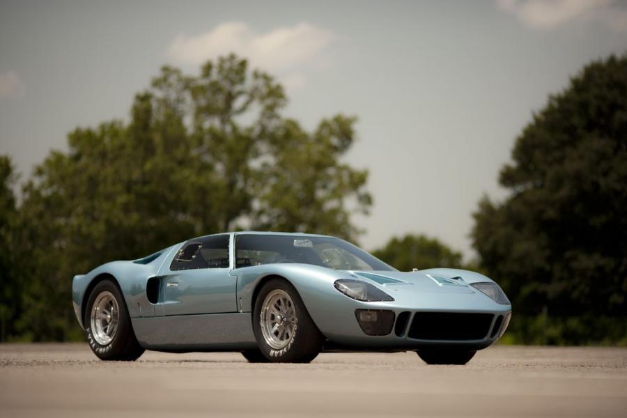  Ford GT40 1966 года  (фото 4 из 6)
